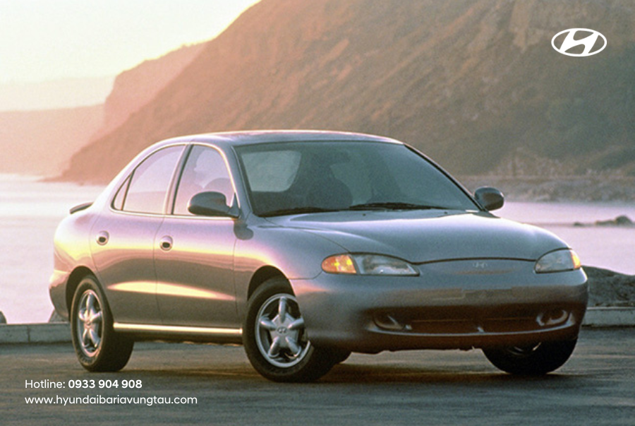Hyundai Elantra thế hệ thứ hai (1995-2000)