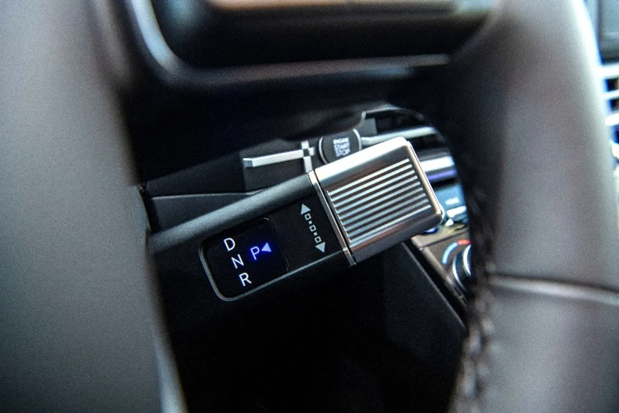 Hyundai SantaFe 42 Picture8