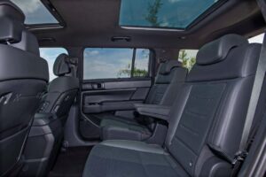 Hyundai SantaFe 7 Hyundai Santafe Black Noithat 12